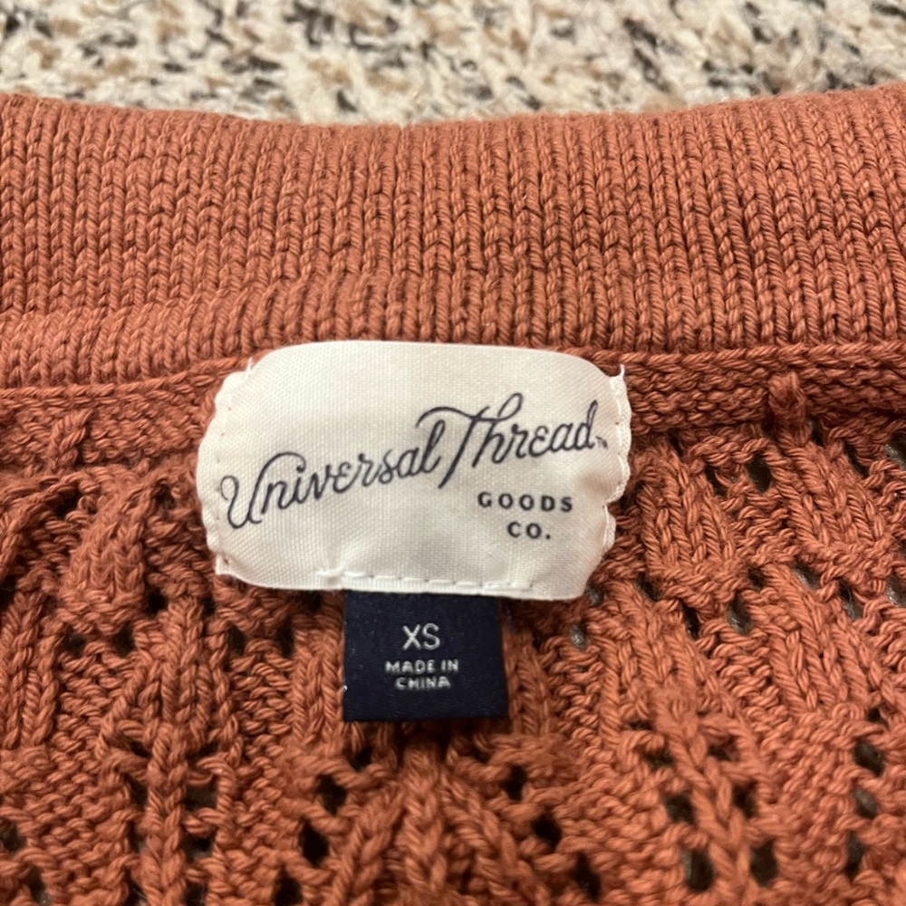 Universal Thread Rust Crocheted Cropped V-Neck Sw… - image 2